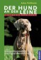 Der Hund an der Leine 